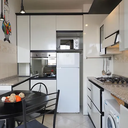 Primopiano - Carpi 아파트 밀라노