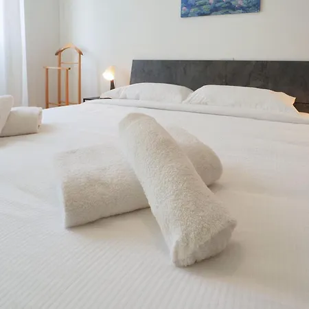 Primopiano - Carpi * 밀라노